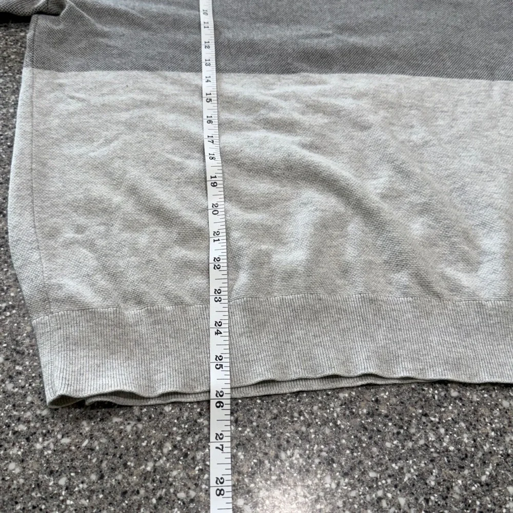 Banana Republic Mens Large Grey Supima Cotton Colorblock Striped Crew Sweater